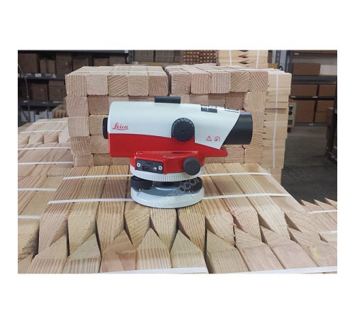 Оптический нивелир Leica NA 730 plus